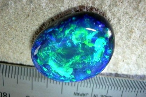-= WTB =- BLUE OPAL / KALIMAYA - CRYSTAL
