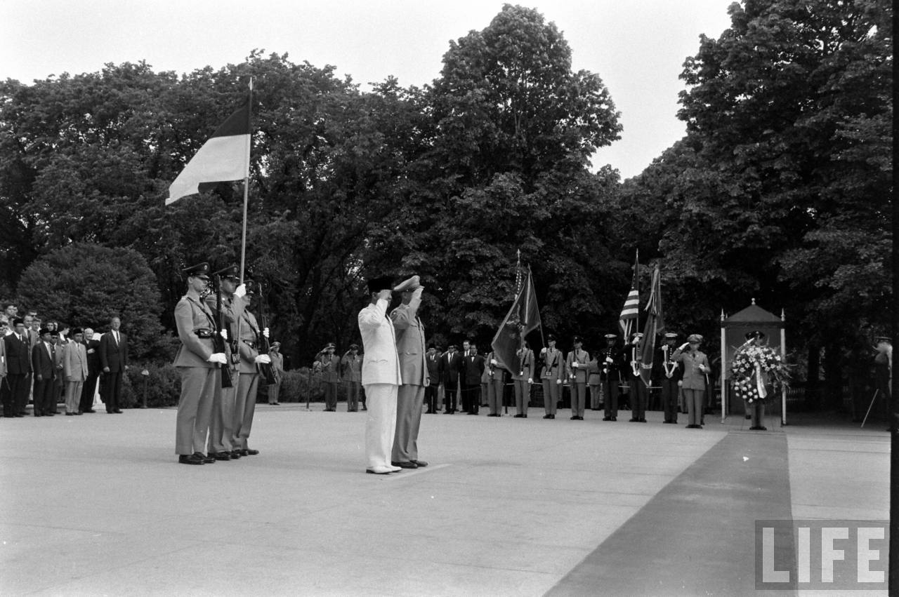 sekedar tanya2 tentang Beliau (Presiden Soekarno)