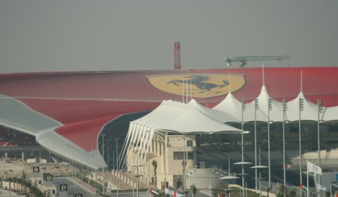 ►► Mengenal Lebih Jauh Ferrari World,Taman Hiburan Terbesar di Dunia◄◄