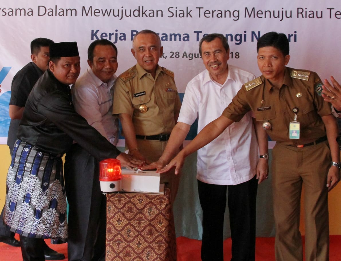 Listrik di Lubuk Jering Menyala, Rasio Elektrifikasi Siak Capai 94 %