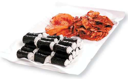 Kalo di Jepang ada Sushi, di Korea ada Kimbap :D ayo masuk, enak lho..