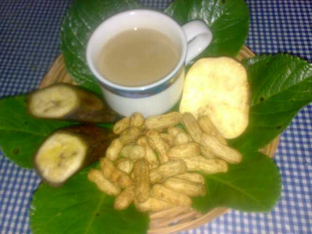 makanan--minuman-yang-enak-dinikmati-di-saat-musim-hujan