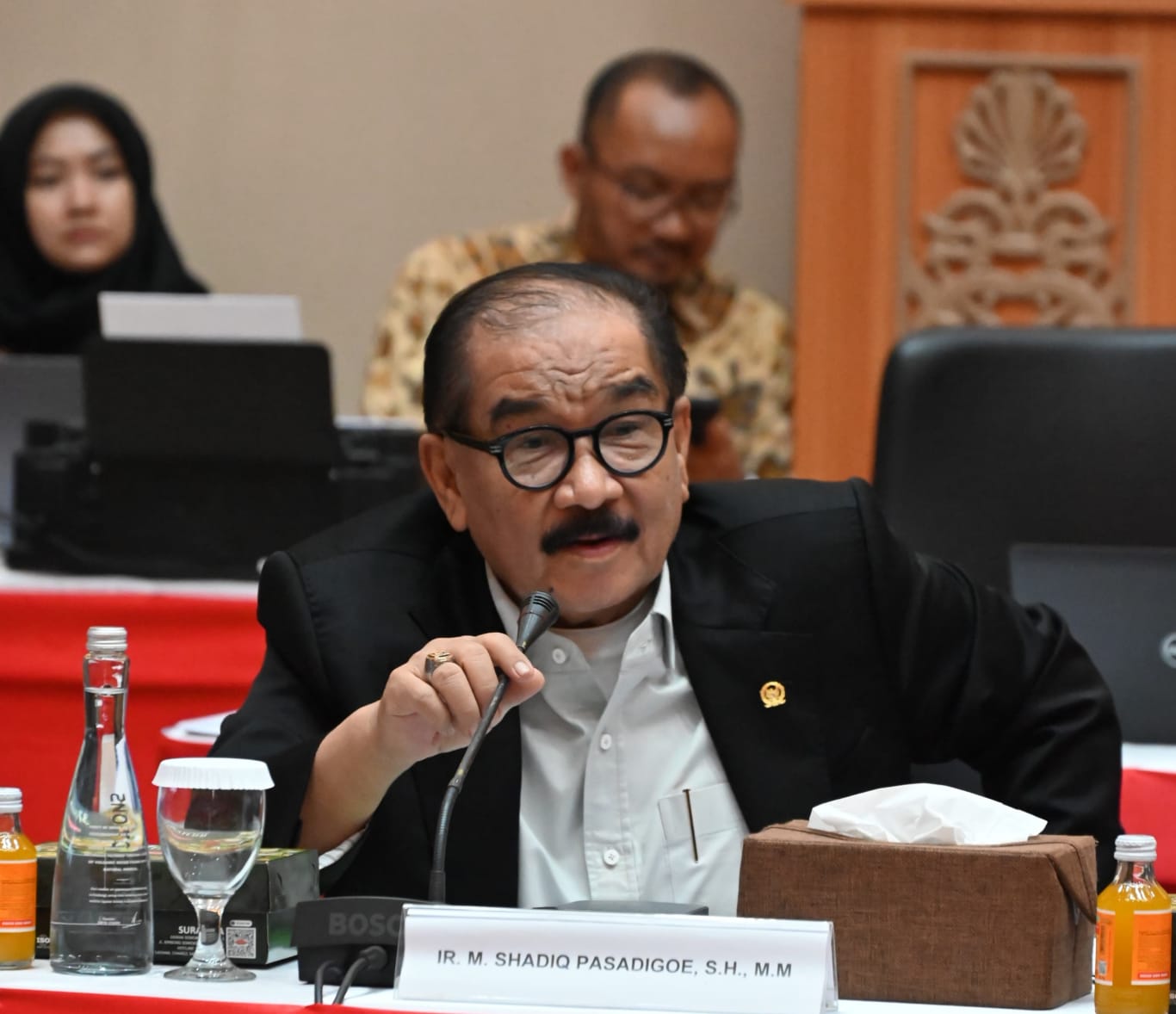 Shadiq Kecam Pendeta Yanuardi Propoganda Kristenisasi Dengan Memakai Baju Adat Minang