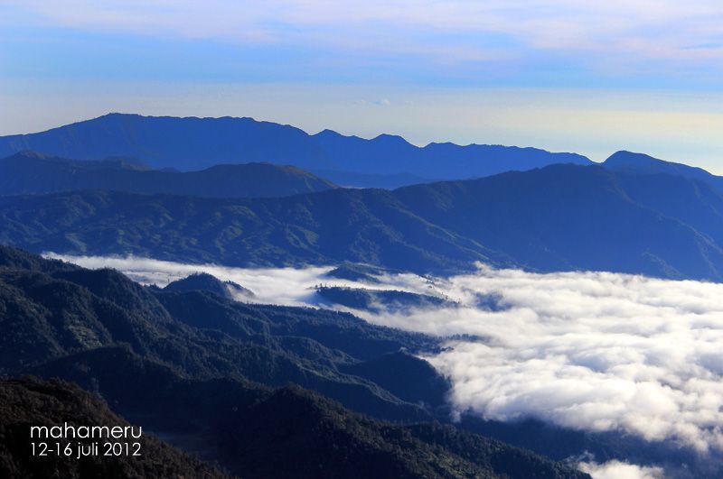 20 Tempat Di Indonesia Yang Layak Kamu Daki