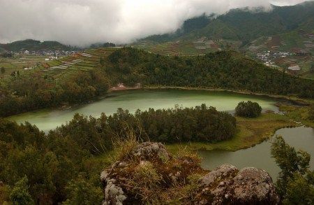 20 Tempat Di Indonesia Yang Layak Kamu Daki