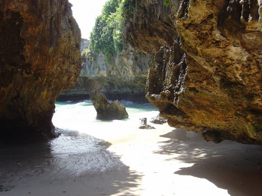 12 Jenis Pantai Menakjubkan Dari Seluruh Dunia