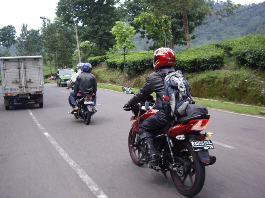 Kelakuan Pengguna Jalan Seperti Ini Nih yang Bikin Naik Darah!