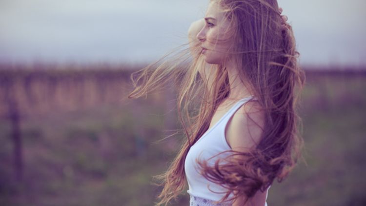 tanda-anda-kehilangan-jati-diri-dalam-suatu-hubungan