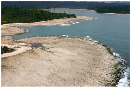 Melihat Kembali Penyebab Tsunami 2004