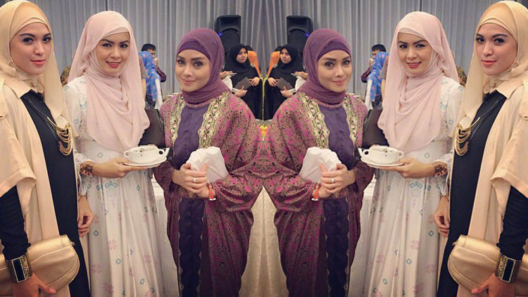 Presenter Sepakbola Seksi Ini Putuskan Berhijab