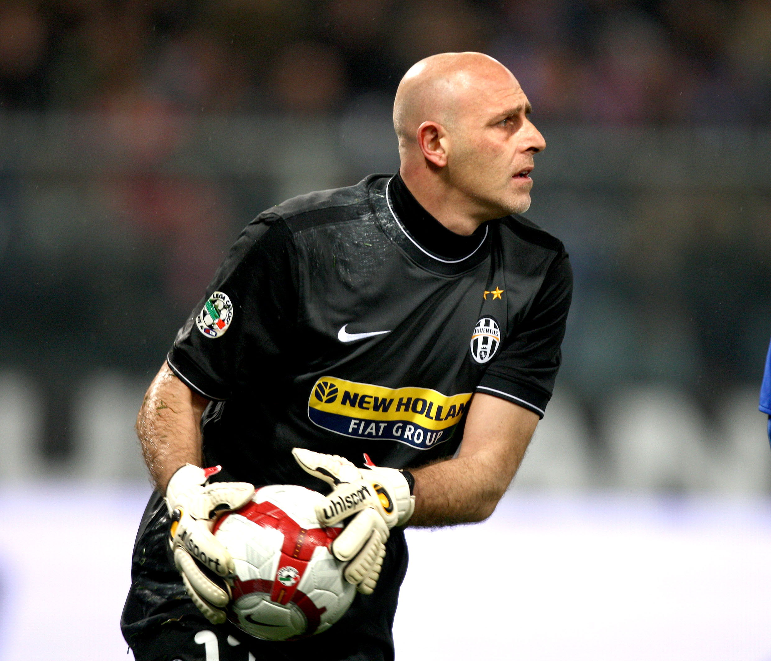 Inilah Deretan Kiper Hebat Yang Pernah Membela Juventus