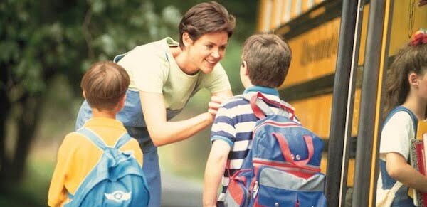 5 Cara Buat Anak Bebas Tangisan di Hari Pertama Sekolah
