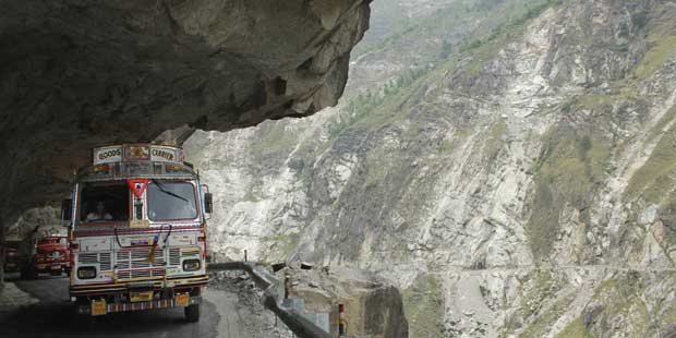 IRT Deadliest Roads, Acara Keren Yang Menegangkan