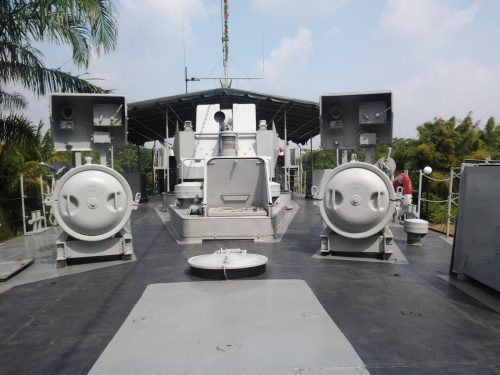 Sekilas Kisah Jenderal Ahmad Yani dan Meriam Bofors 40 mm L/70