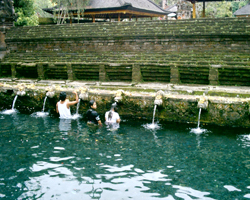 Objek Wisata & Tempat-Tempat menarik Di Pulau Bali.