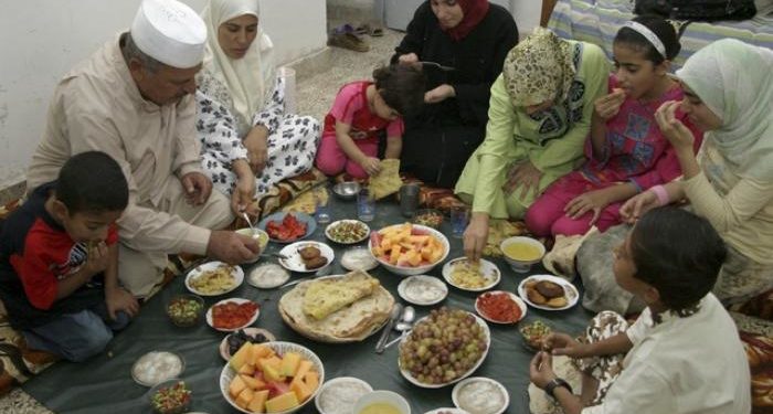 Sunnah Nabi saat Makan Sahur