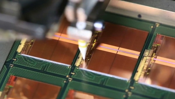 Mau Tahu Bagaimana SSD Dibuat? Berikut Video Proses Produksi SSD Milik Crucial