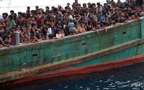 Ditolak Malaysia, Puluhan Muslim Rohingya Mati Kelaparan di Tengah Laut