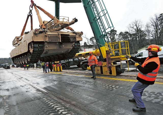 menggeser-leopard-2-ke-jawa-timur