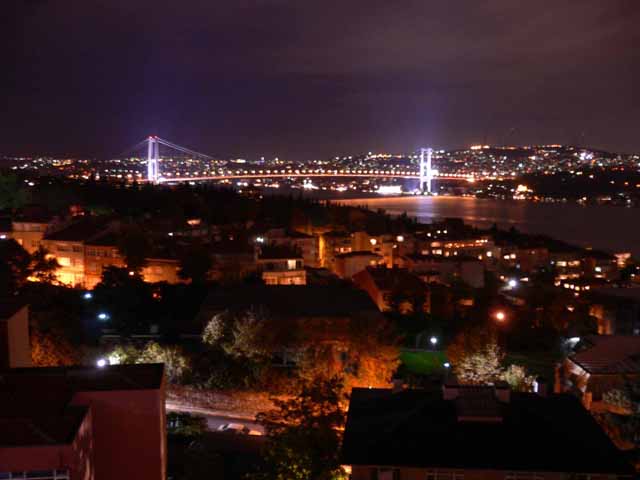 Jembatan Bosphorus, penghubung antara 2 benua ! (With Vid+ !)