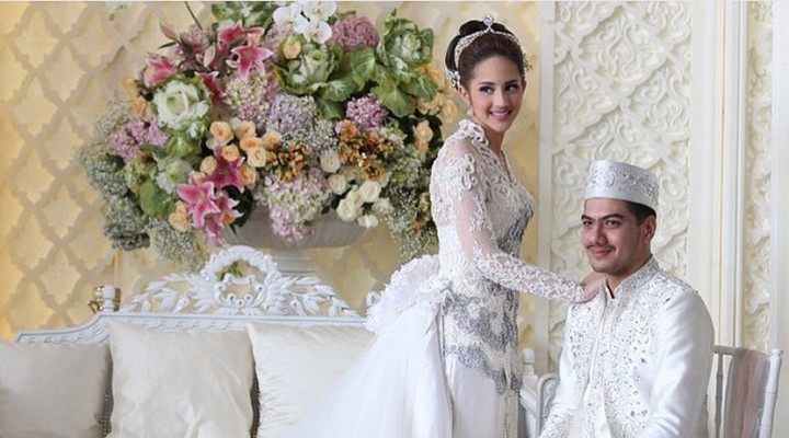 sindir-sekjen-psi-mustofa-belajar-kencing-lurus-dulu