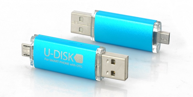 Aksesoris Gadget yang Wajib Dibawa Saat Liburan Akhir Tahun