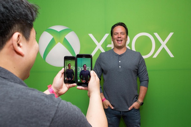 Petinggi XBOX Ungkap Saingan Mereka Adalah Amazon dan Google