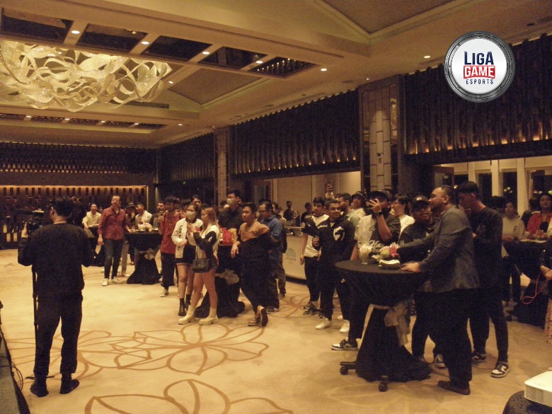MLBB M4 Gala Dinner Welcoming Party, RRQ Hoshi Dapat Dukungan Axis