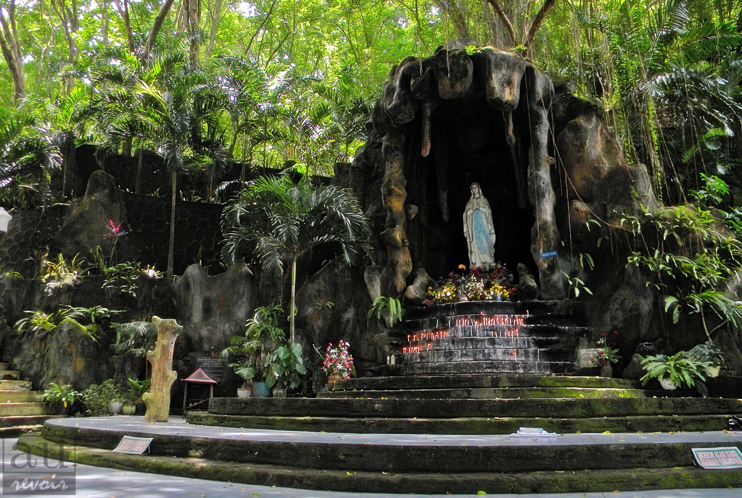 &#91;CoC Regional: Lokasi Wisata&#93; Gua Maria Kaliori di Banyumas