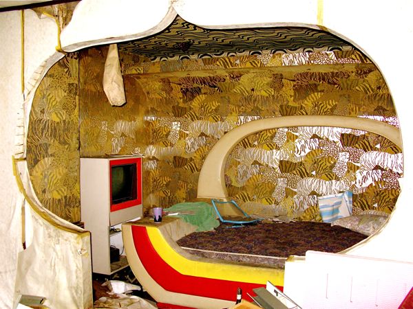 10 tempat paling menyeramkan di Jepang