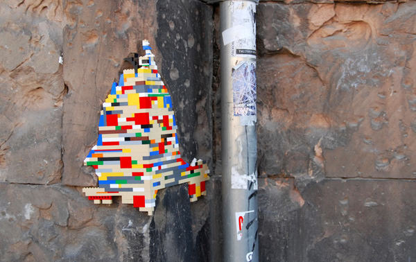 Lego Street Art yang Unik (Pictures Inside)