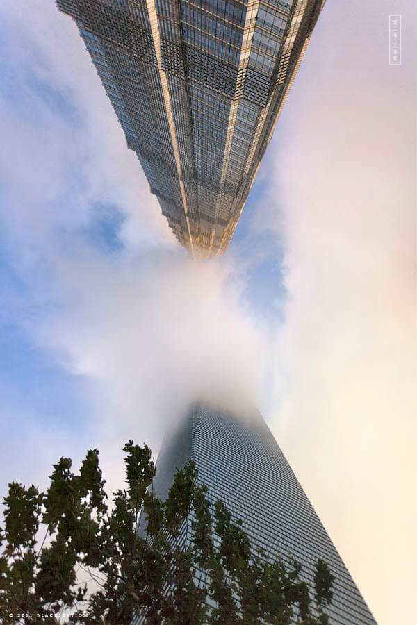 Rangkaian Foto Gedung Pencakar Langit Ikonik di Shanghai 
