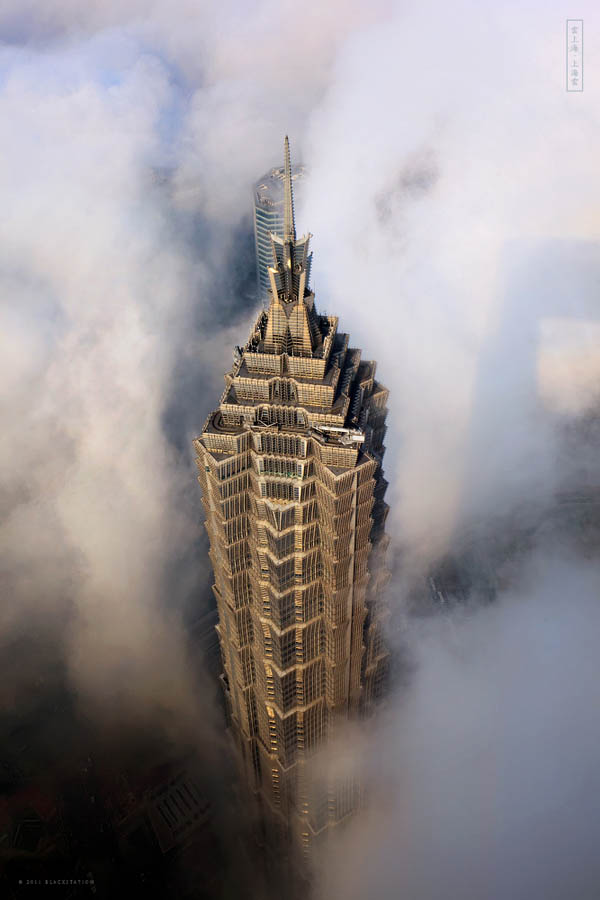 Rangkaian Foto Gedung Pencakar Langit Ikonik di Shanghai 