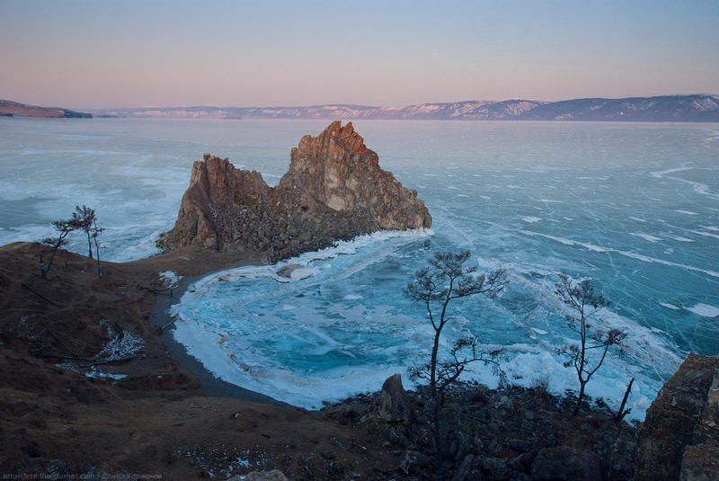 Foto-foto pesona keindahan danau Baikal, Rusia ketika musim dingin