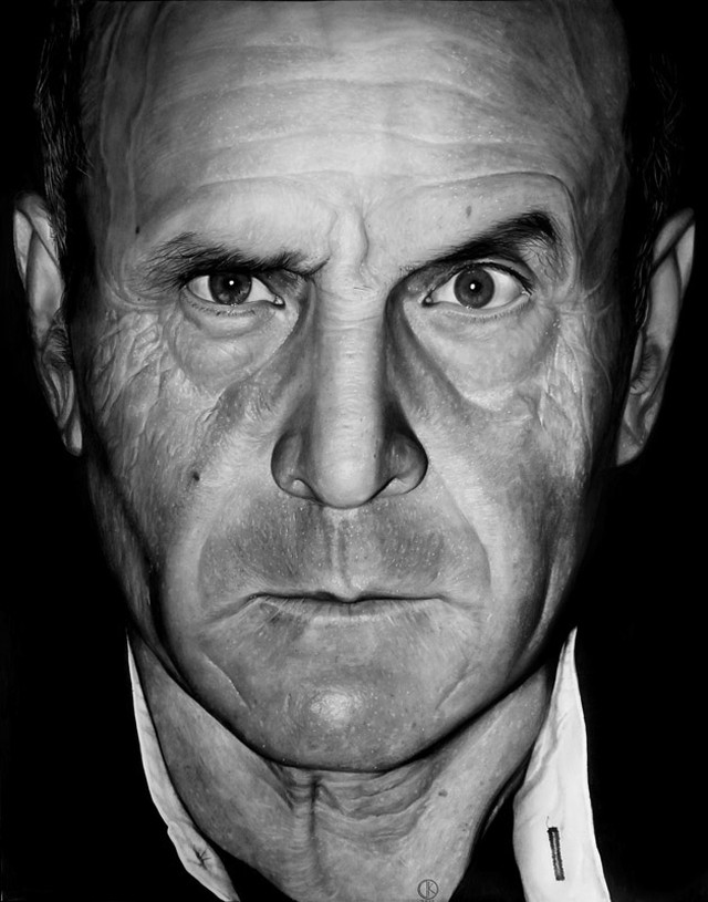 Seniman / Artist dengan Kemampuan Hyperrealism