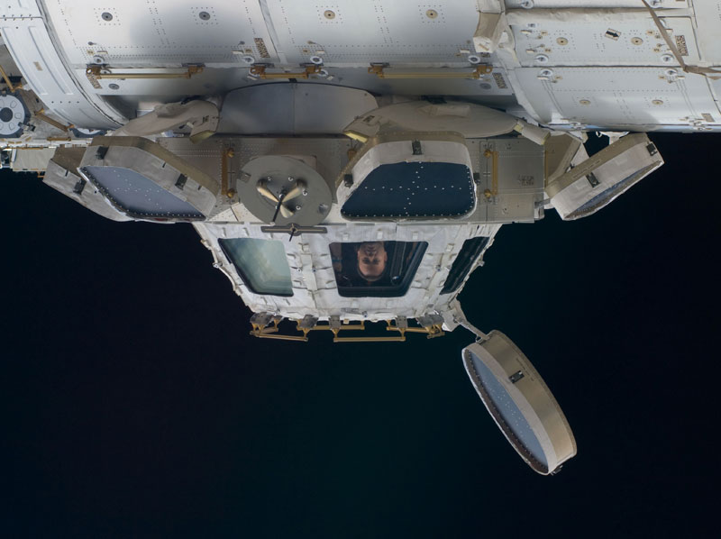 Melihat Bumi dari Luar Angkasa Melalui ISS Cupola