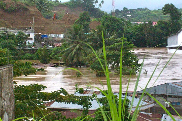 BANJIR dimana-mana, salah siapa ?