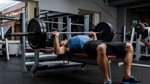 4+ Alat Gym untuk Membentuk Otot Dada