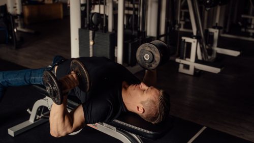 4+ Alat Gym untuk Membentuk Otot Dada