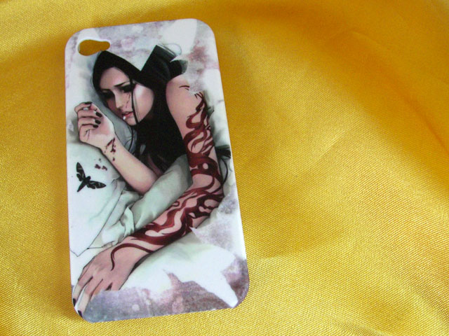 Hardcase keren buat Iphone 4