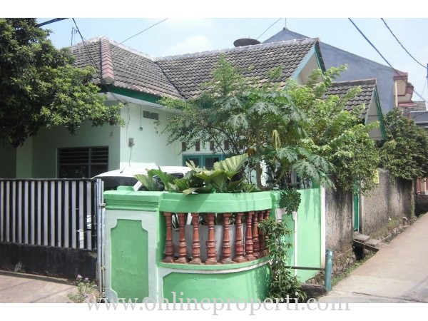 Dijual Rumah Murah Dalam Komplek Posisi Hook, Bekasi PR1275