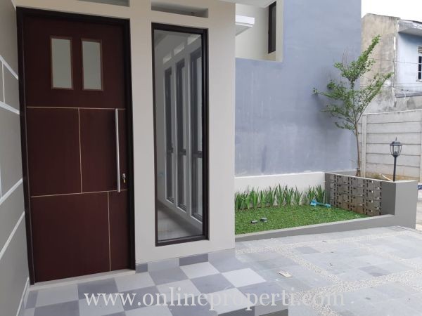 RUMAH STRATEGIS 2 LANTAI DI PINGGIR JALAN RAYA RADAR AURI CIMANGGIS AG1168