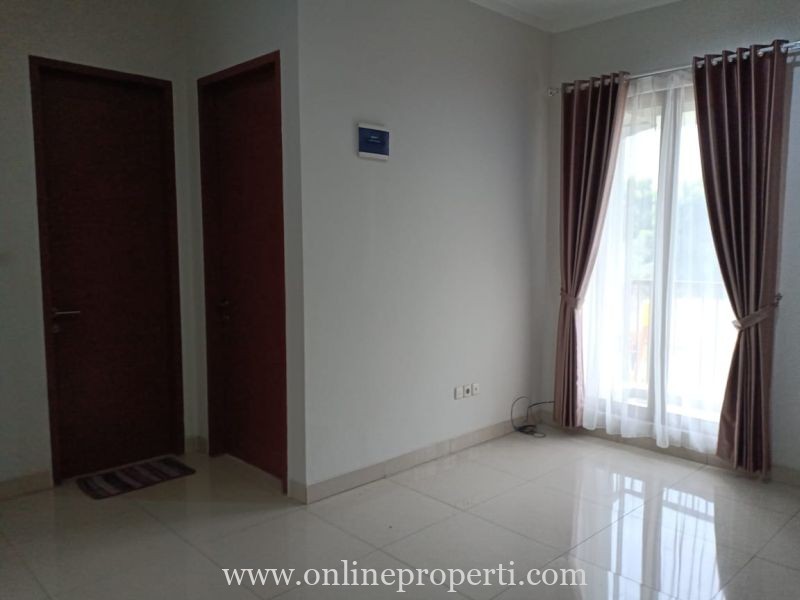 Disewakan Rumah di Cluster Fortune Belleza, Graha Raya Bintaro PR1650