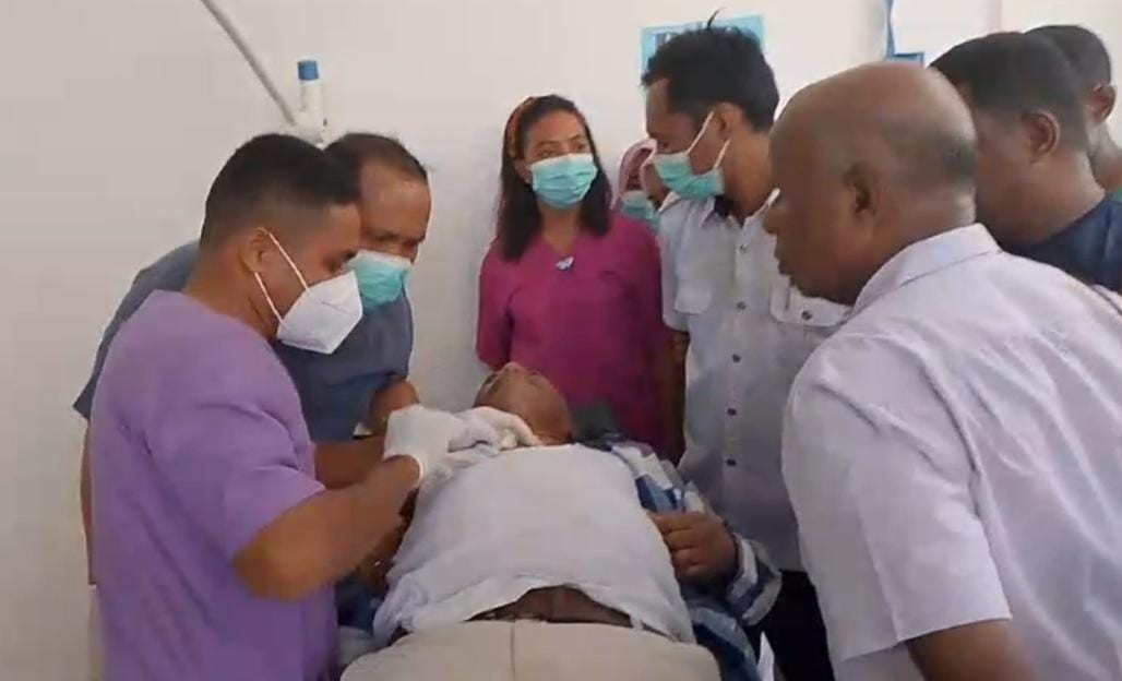 Advokat Pembela HAM Yan Christian Warinussy Ditembak OTK di Manokwari