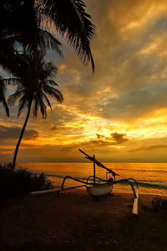 Amazing,Keindahan Pantai Senggigi Pulau Lombok Indonesia