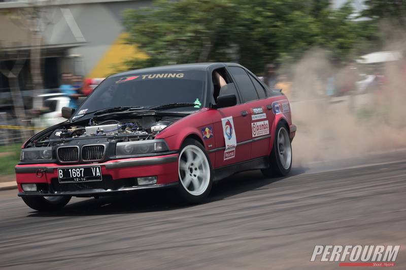 Kata Siapa Karawang ga punya Drifter .... :D