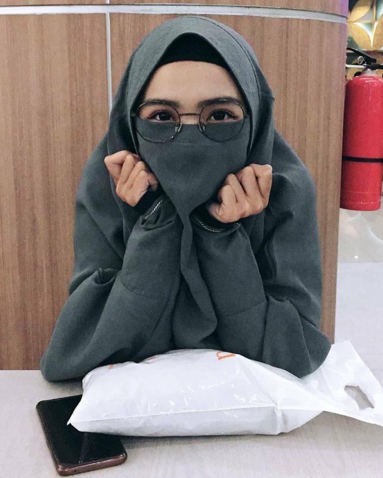 Pijat Panggilan Bekasi 24 Jam Terapis Wanita & Pria (Massage, Spa)