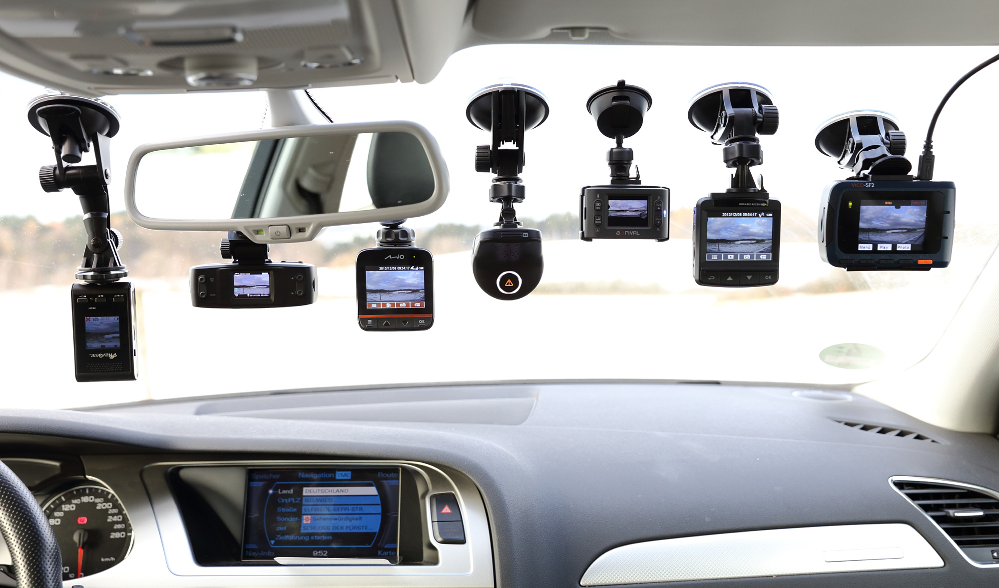 all-about-dashcam-cctv-mobil-keep-safe-driving