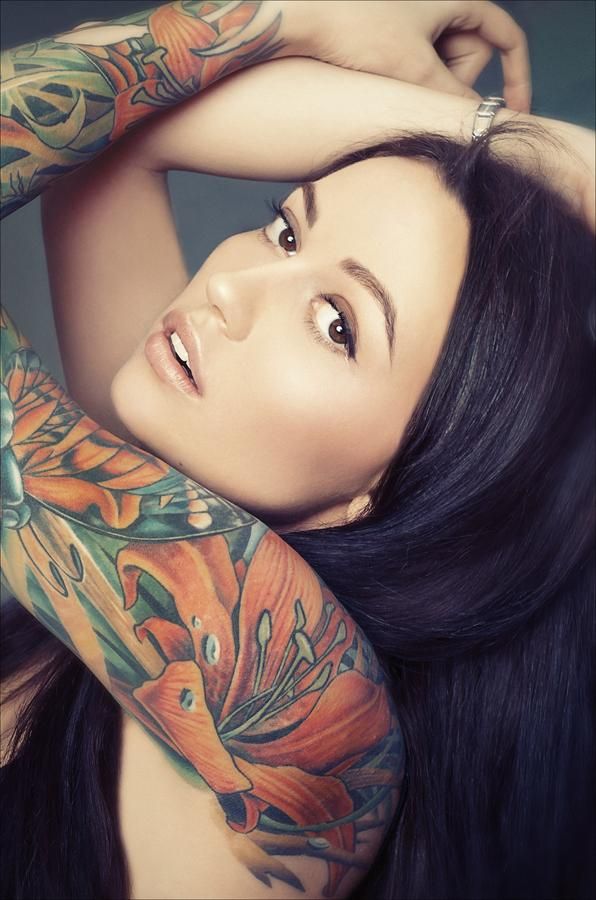 &#91;FAKTA&#93; Seni tattoo semakin lumrah dikalangan wanita khususnya remaja