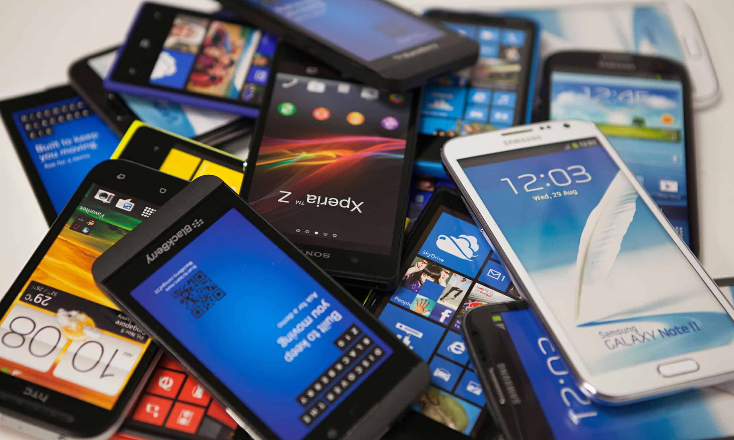 Kenapa Harga Smartphone Cepat Turun?